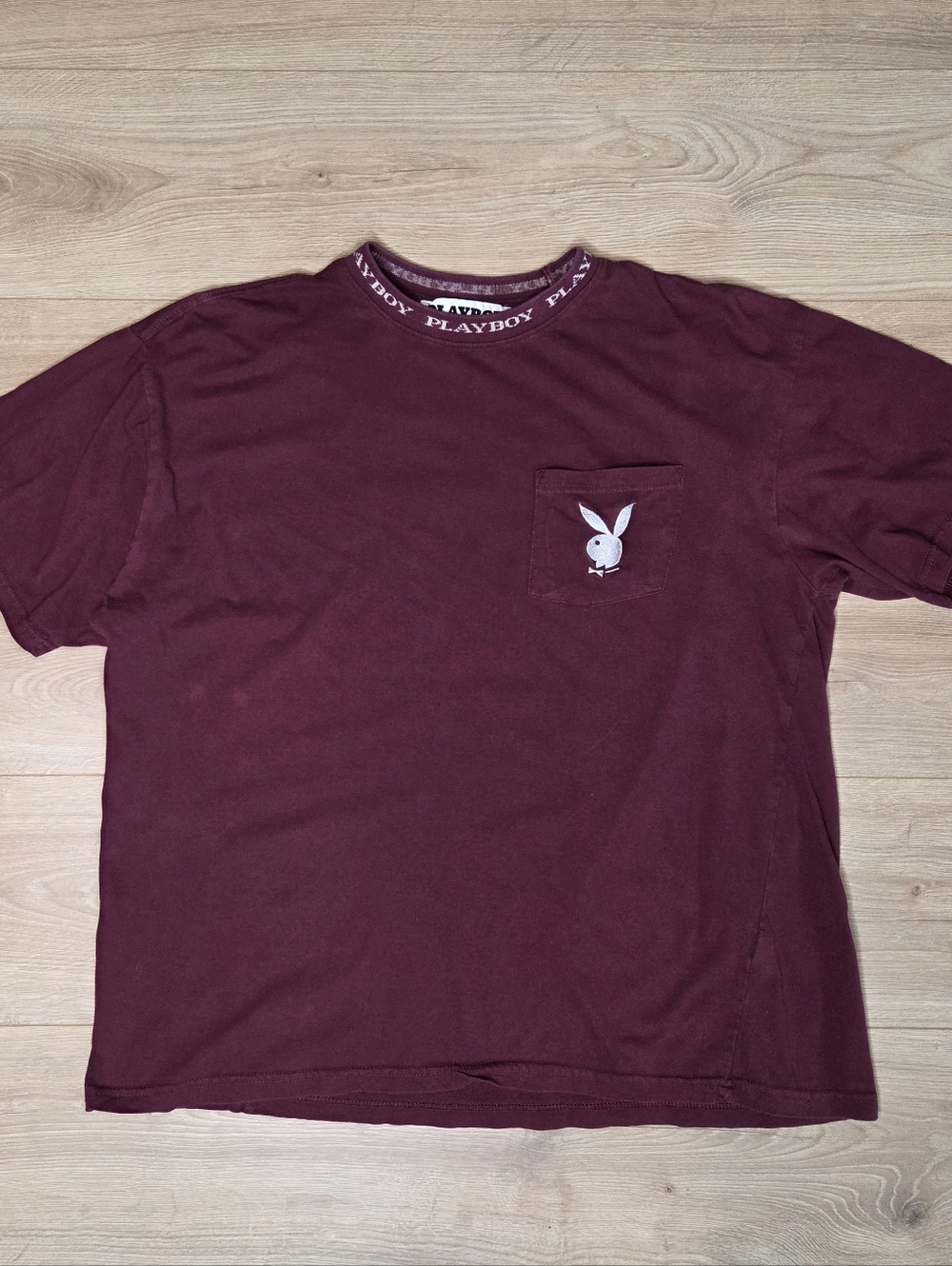 Playboy by PacSun Burgundy Pocket Tee Bunny Logo Graphic Shirt Size L Streetwear